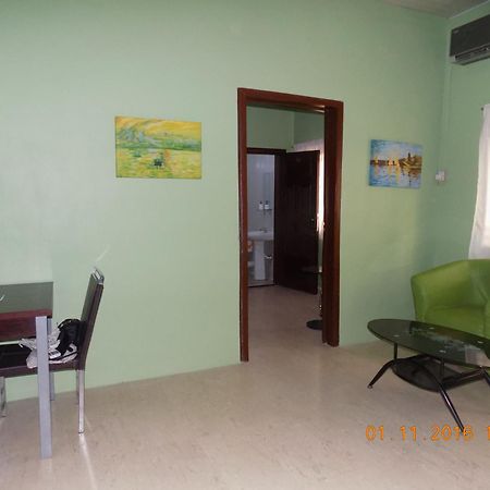 Posh Apartments And Hotel Ikeja Extérieur photo