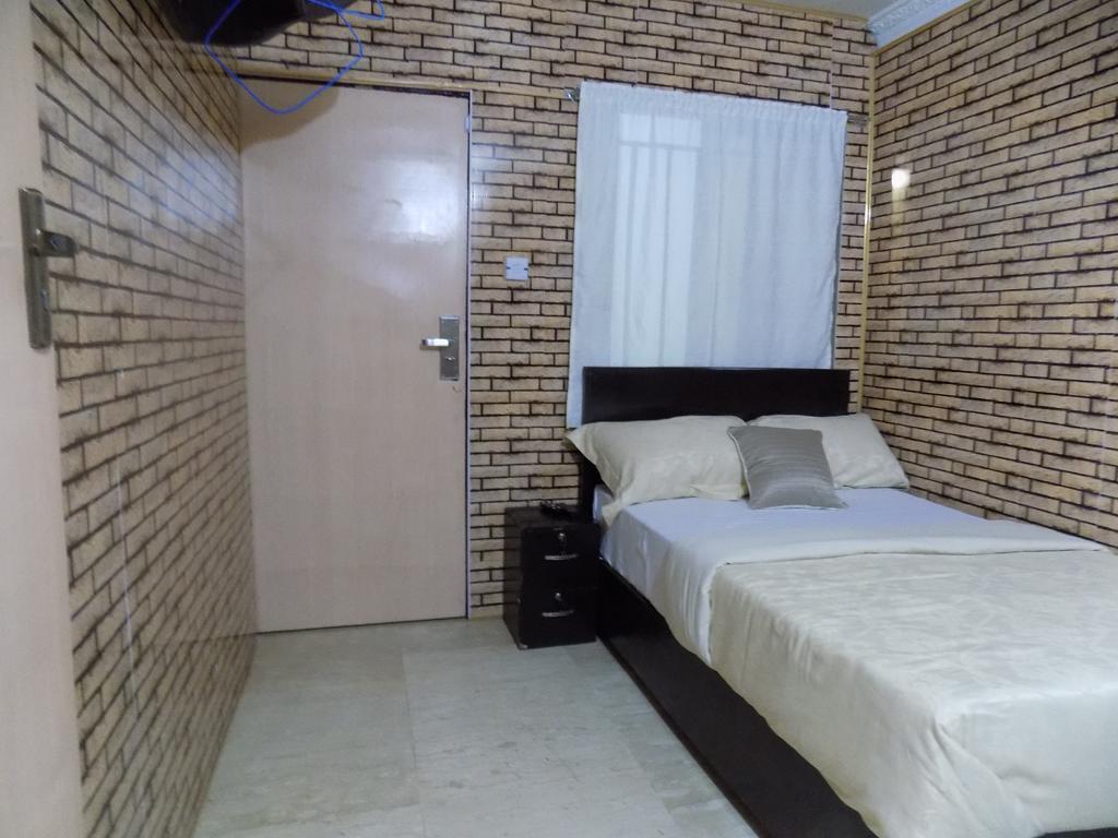 Posh Apartments And Hotel Ikeja Extérieur photo