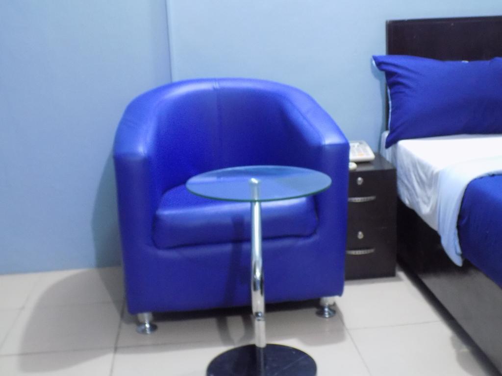 Posh Apartments And Hotel Ikeja Extérieur photo