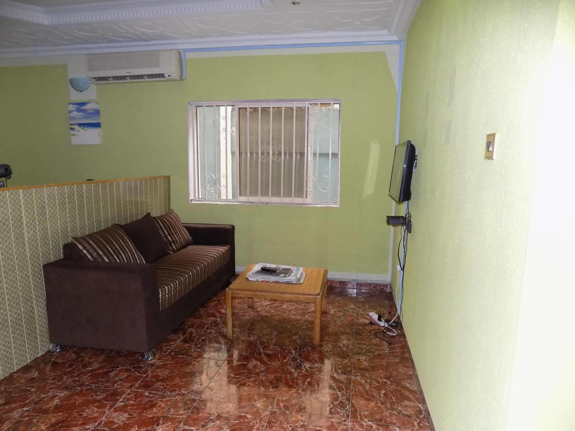 Posh Apartments And Hotel Ikeja Extérieur photo
