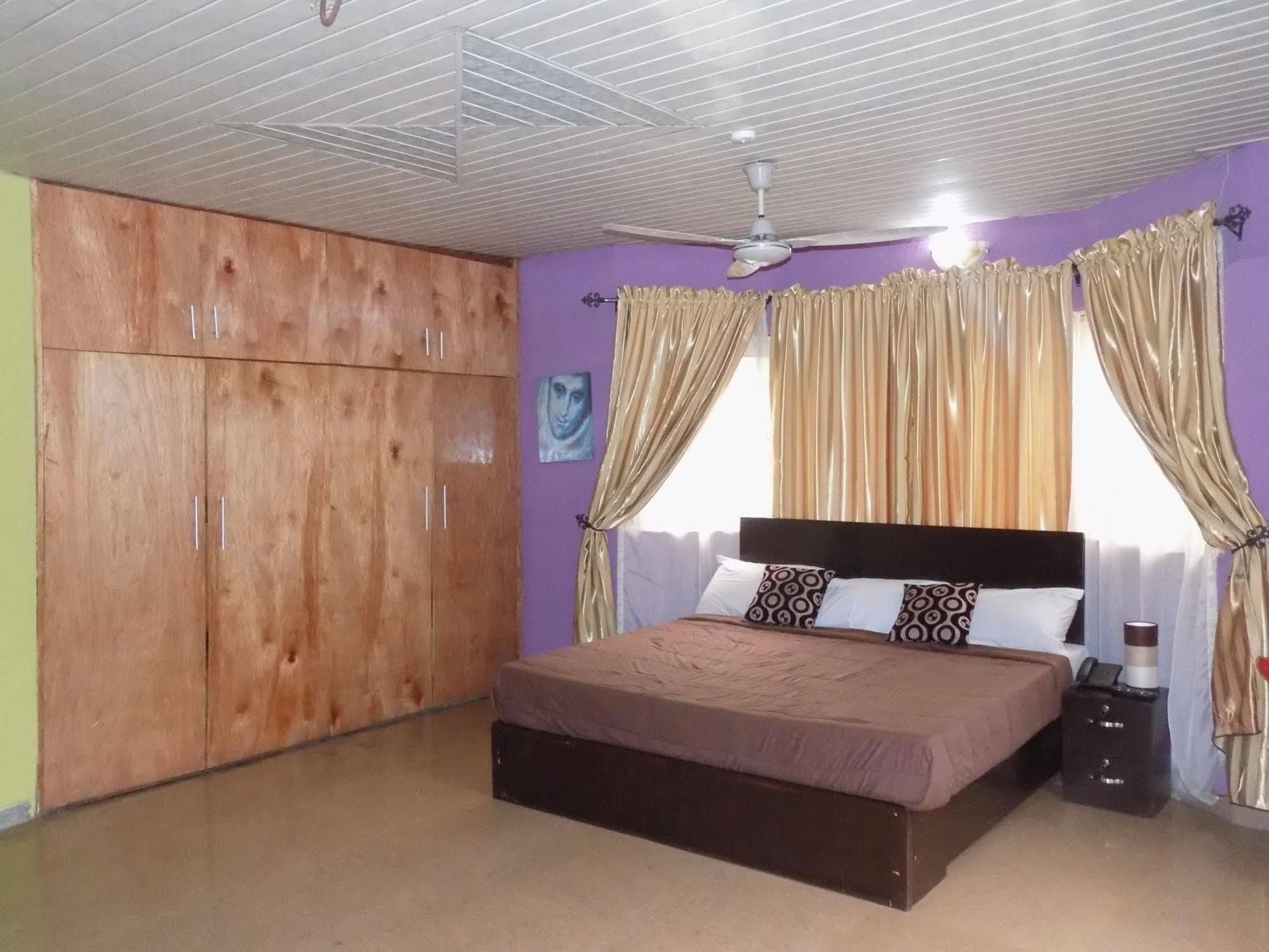 Posh Apartments And Hotel Ikeja Extérieur photo