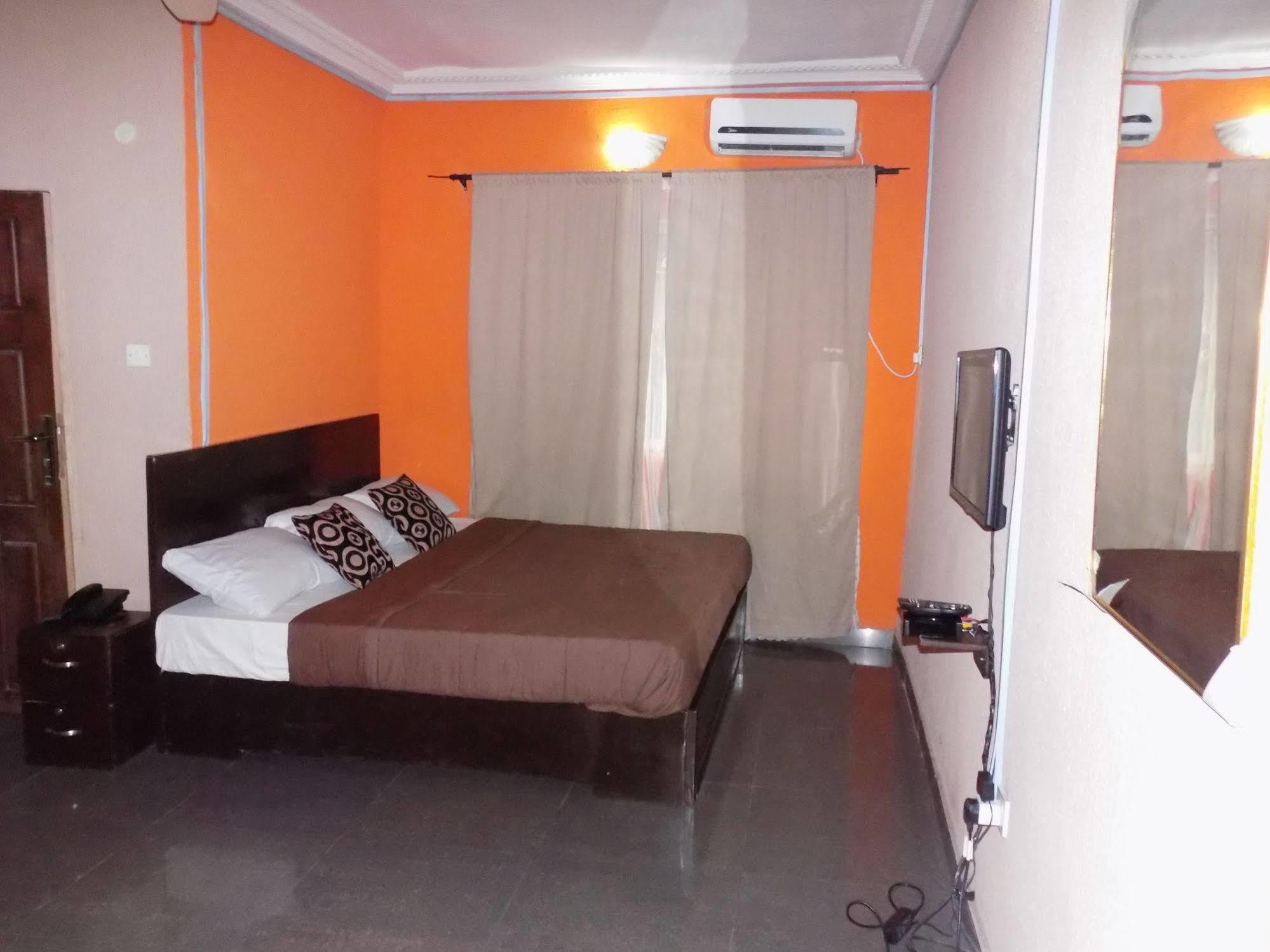 Posh Apartments And Hotel Ikeja Extérieur photo