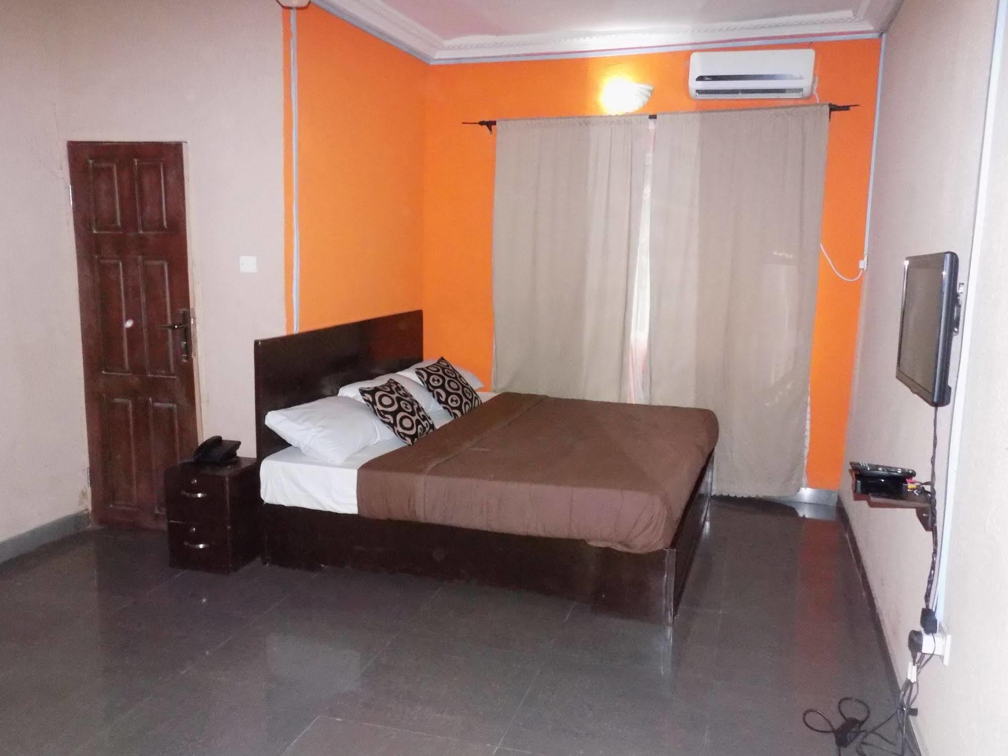 Posh Apartments And Hotel Ikeja Extérieur photo