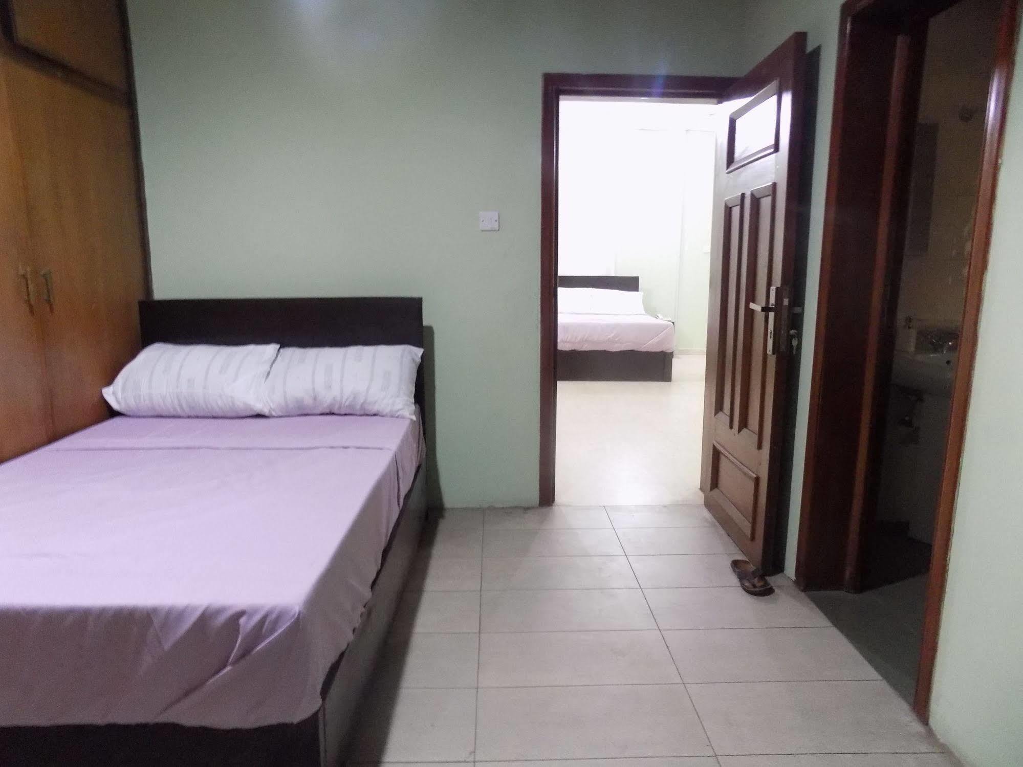Posh Apartments And Hotel Ikeja Extérieur photo